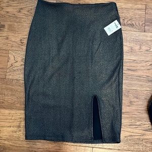 Charlotte Russe Pencil skirt- Medium